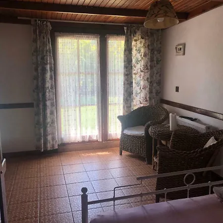 Ogun Bungalow Hotel *