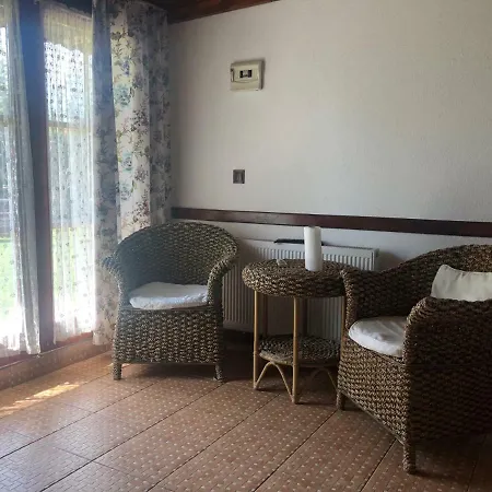 Ogun Bungalow Hotel *